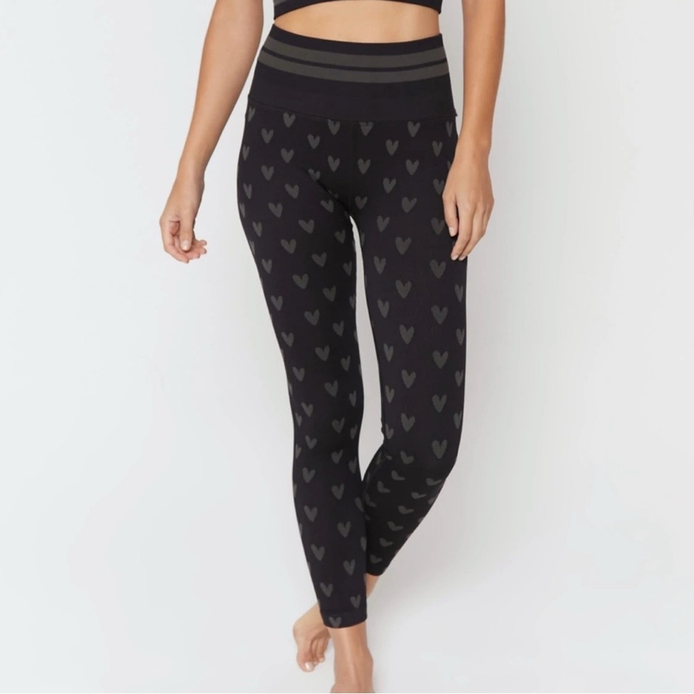 Spiritual Gangster Jacquard Love Sculpt Seamless Leggings in Black Hearts 🖤